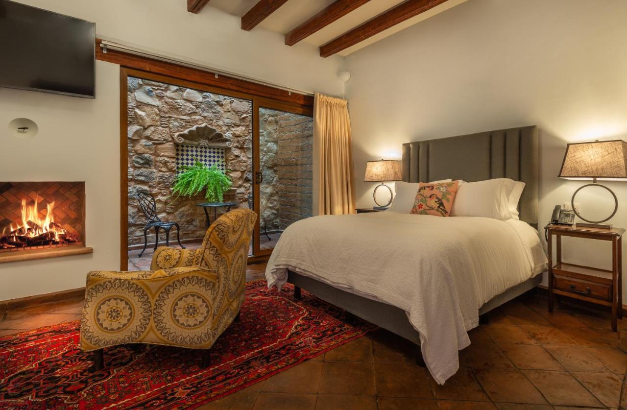 Hotel Boutique Casa Colorada Пацкуаро Экстерьер фото