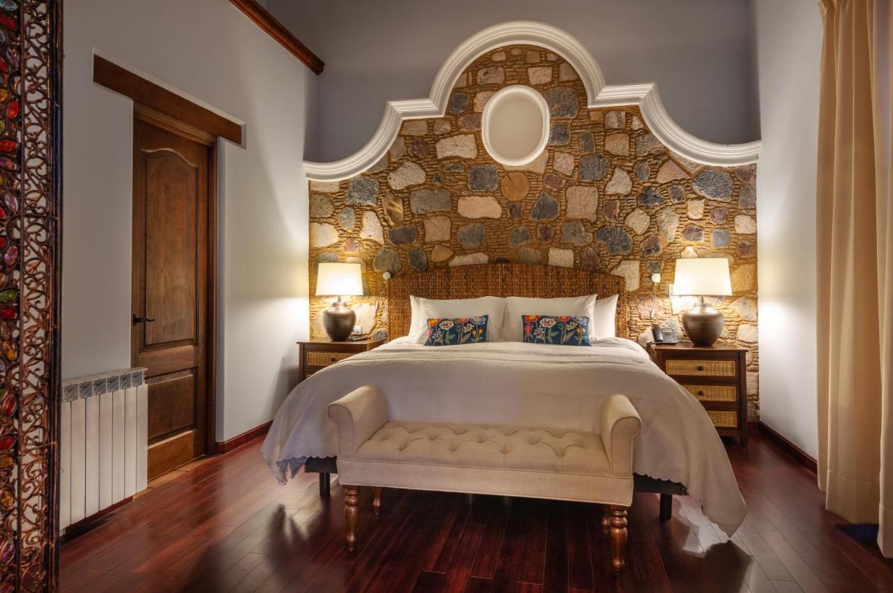 Hotel Boutique Casa Colorada Пацкуаро Экстерьер фото