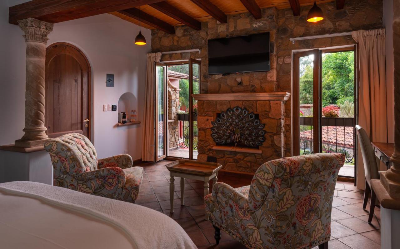 Hotel Boutique Casa Colorada Пацкуаро Экстерьер фото