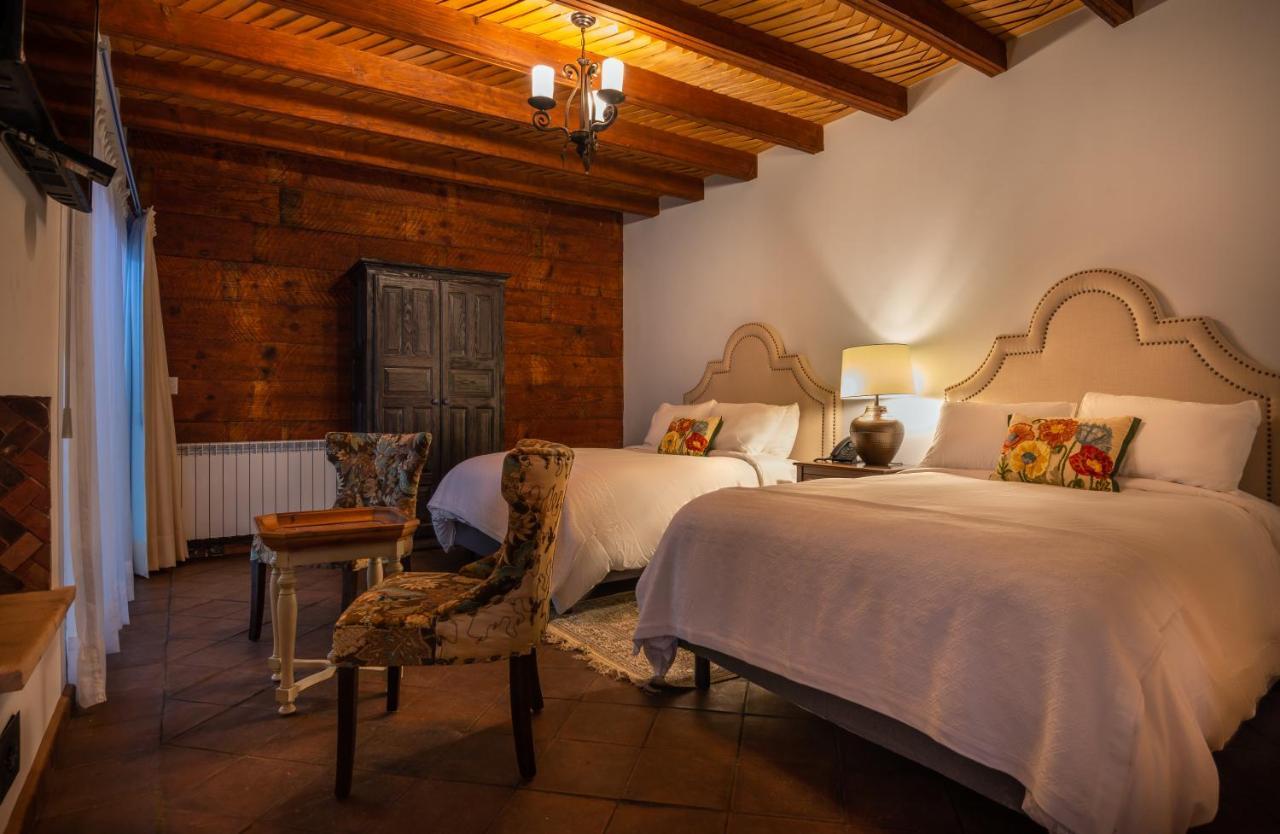 Hotel Boutique Casa Colorada Пацкуаро Экстерьер фото